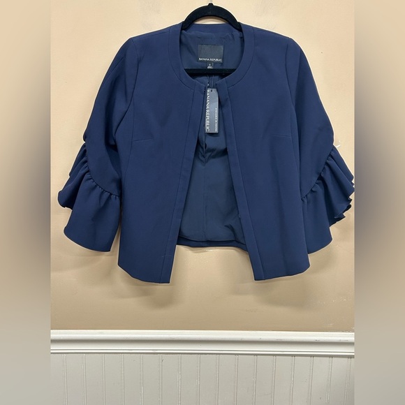 Banana Republic Womens Navy Blue Ruffle 3/4 Sleeve Jacket Sz 2 NWT - Picture 2 of 7